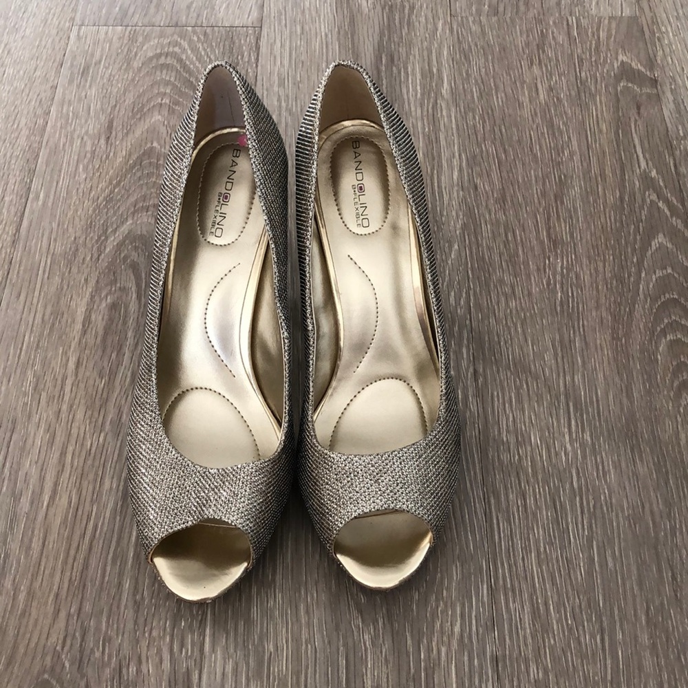 New Bandolino Heels